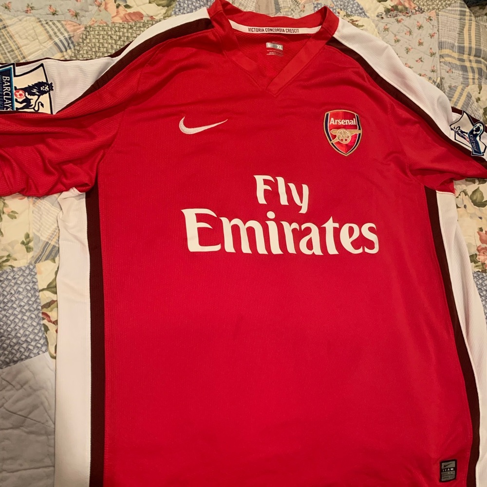 2010 Arsenal home jersey with PL patches.